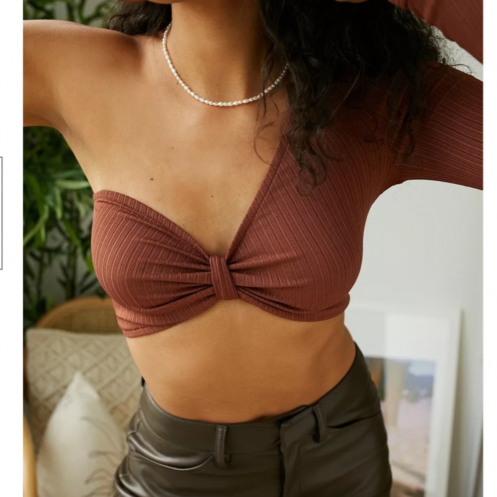 Urban Outfitters Top - Picture 2 of 3